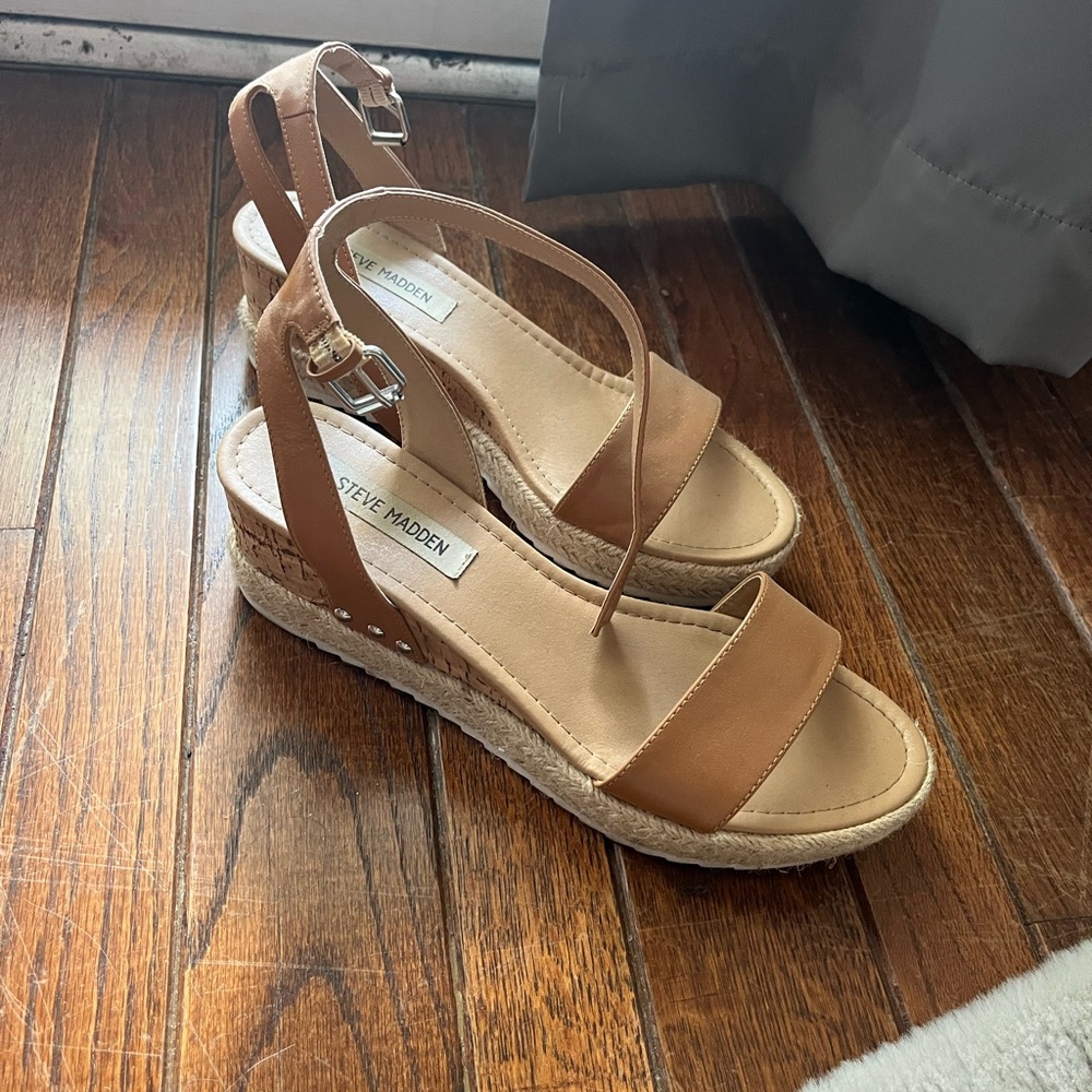 Steve Madden Brown Espadrille Wedges